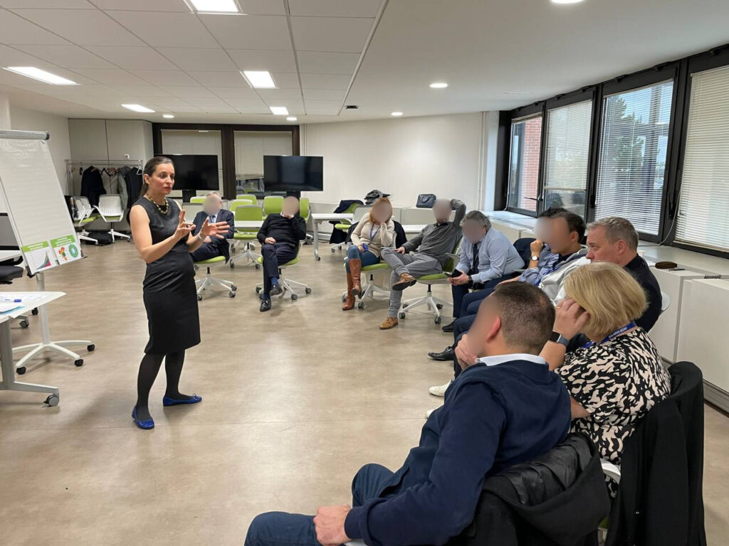 +50 sessions de formation pour les Hauts Fonctionnaires dans les Ministères et Préfectures de 2023 à 2026 avec l'atelier INVENTONS NOS VIES BAS CARBONE.